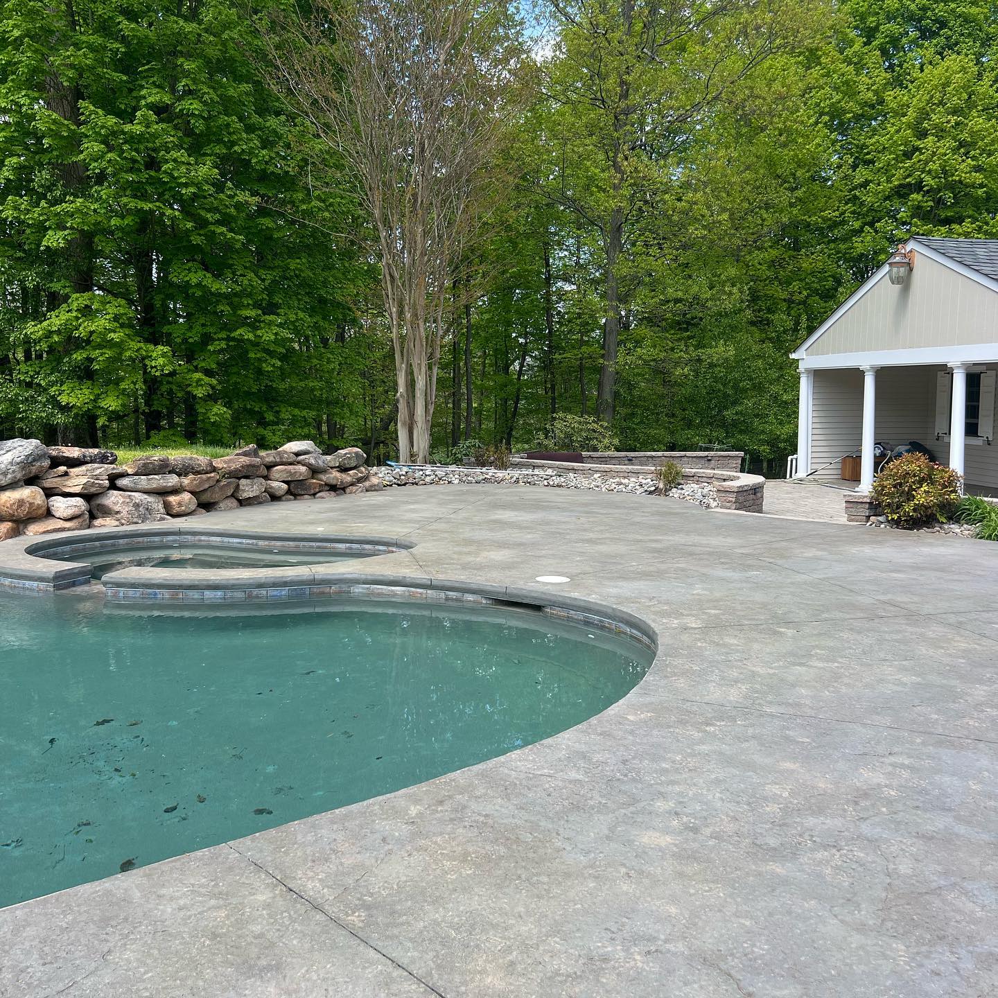 19 Stamped Concrete Patio Ideas to Transform Your Outdoor Space ...