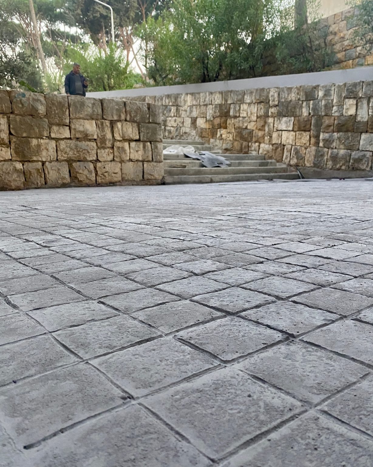 19 Stamped Concrete Patio Ideas to Transform Your Outdoor Space ...