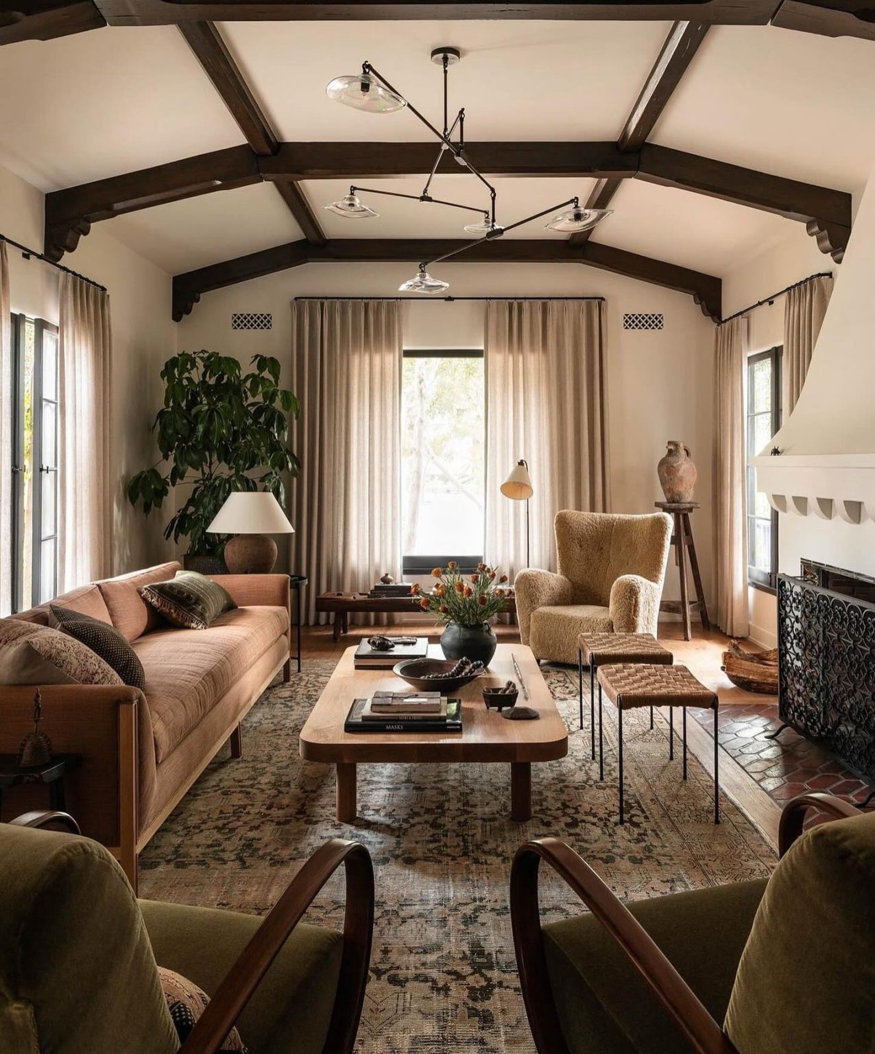 19 Modern Spanish Interior Design Ideas - Inspired Homey