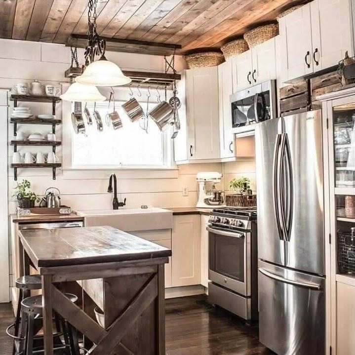 15 Farmhouse Kitchen Ideas for a Warm and Welcoming Space